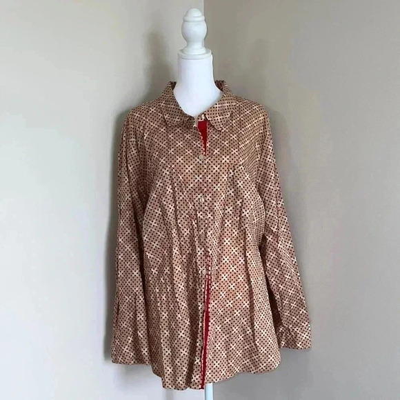 Catherine’s Polka Dot Button Down Shirt​​ - Picture 1 of 15